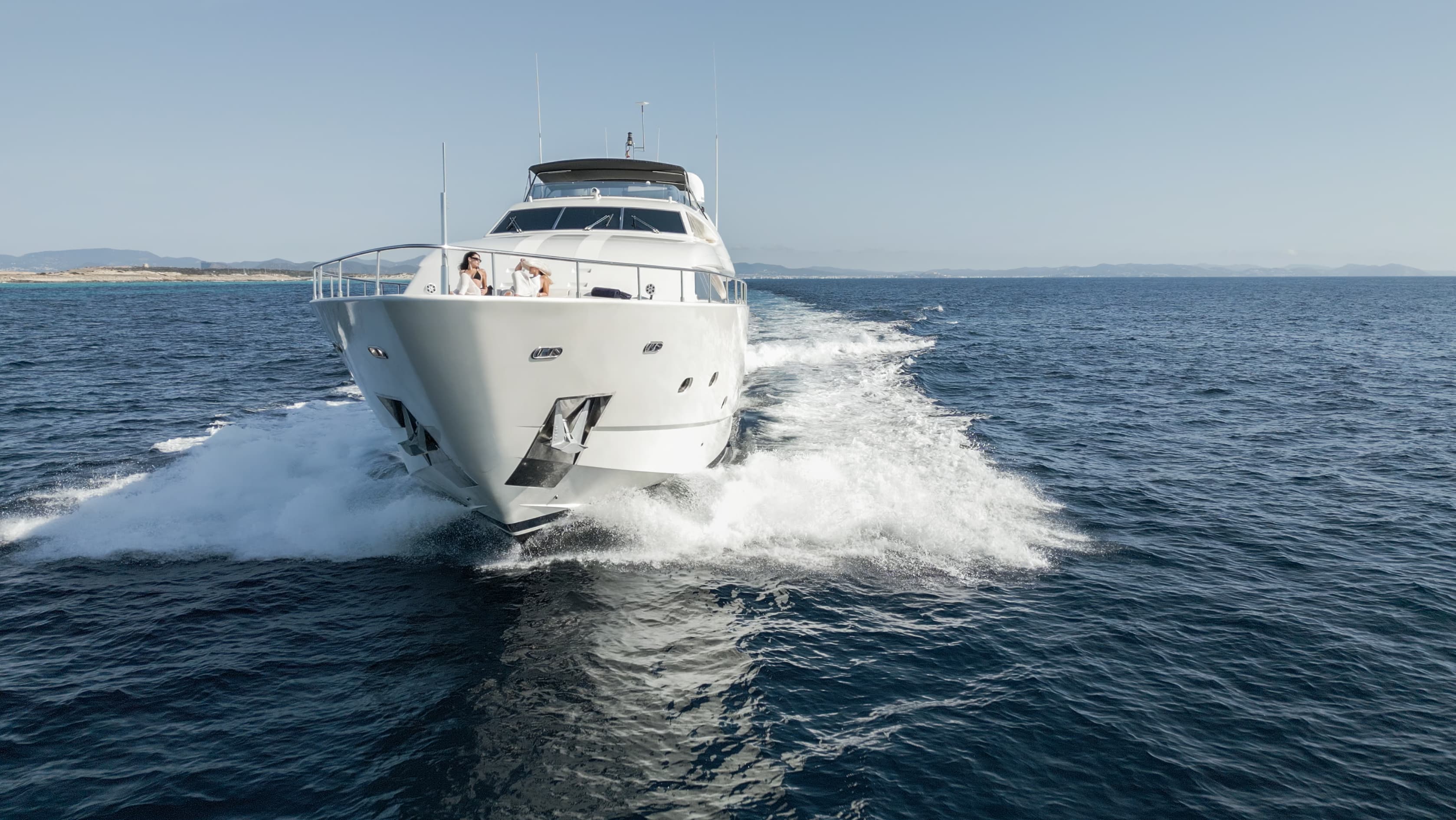 Yacht View Top Right