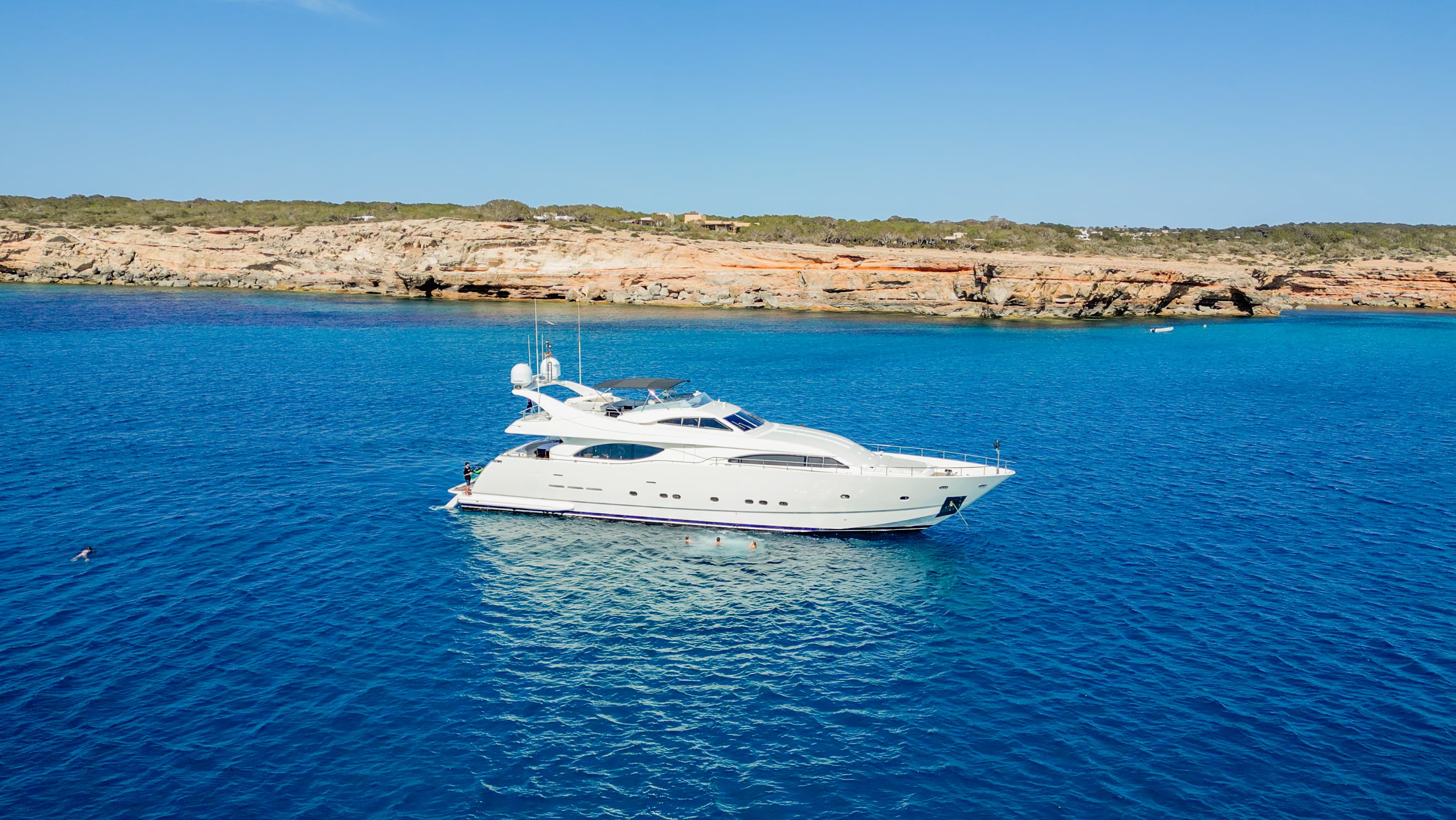 YOLO TOO Yacht at Sea